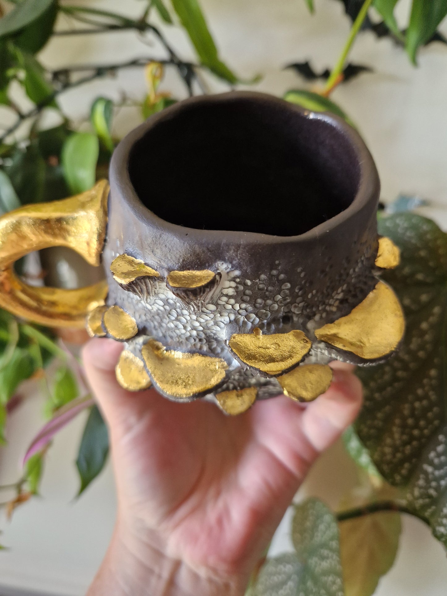 SECONDS PIECE ** see description for details ** 12oz Bracket Fungus Mug
