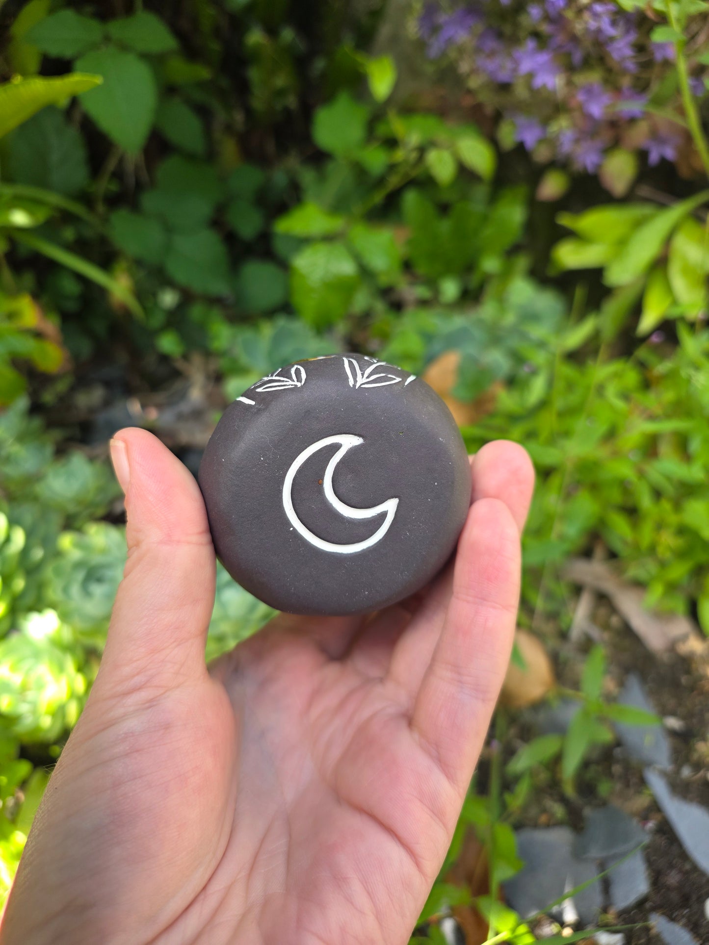 Small Moon Folk Vase - Black