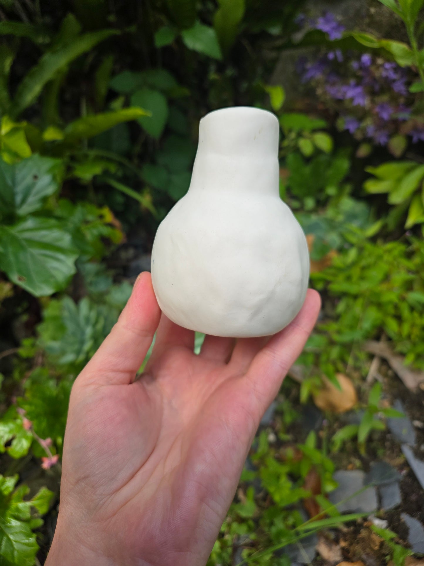 Small Moon Folk Vase - White